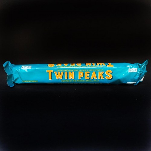 Шоколад молочний з мигдалем і медовою нугою Twin Peaks 180 г